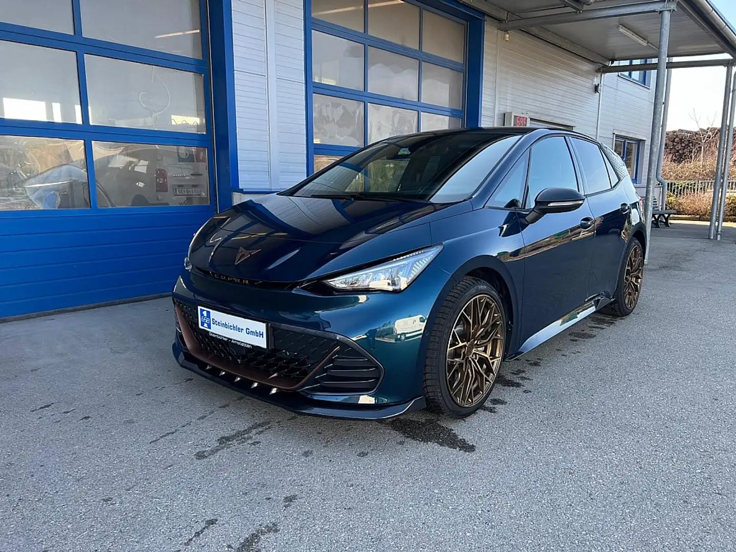 CUPRA Born 60kWh e-Boost Blau - 1