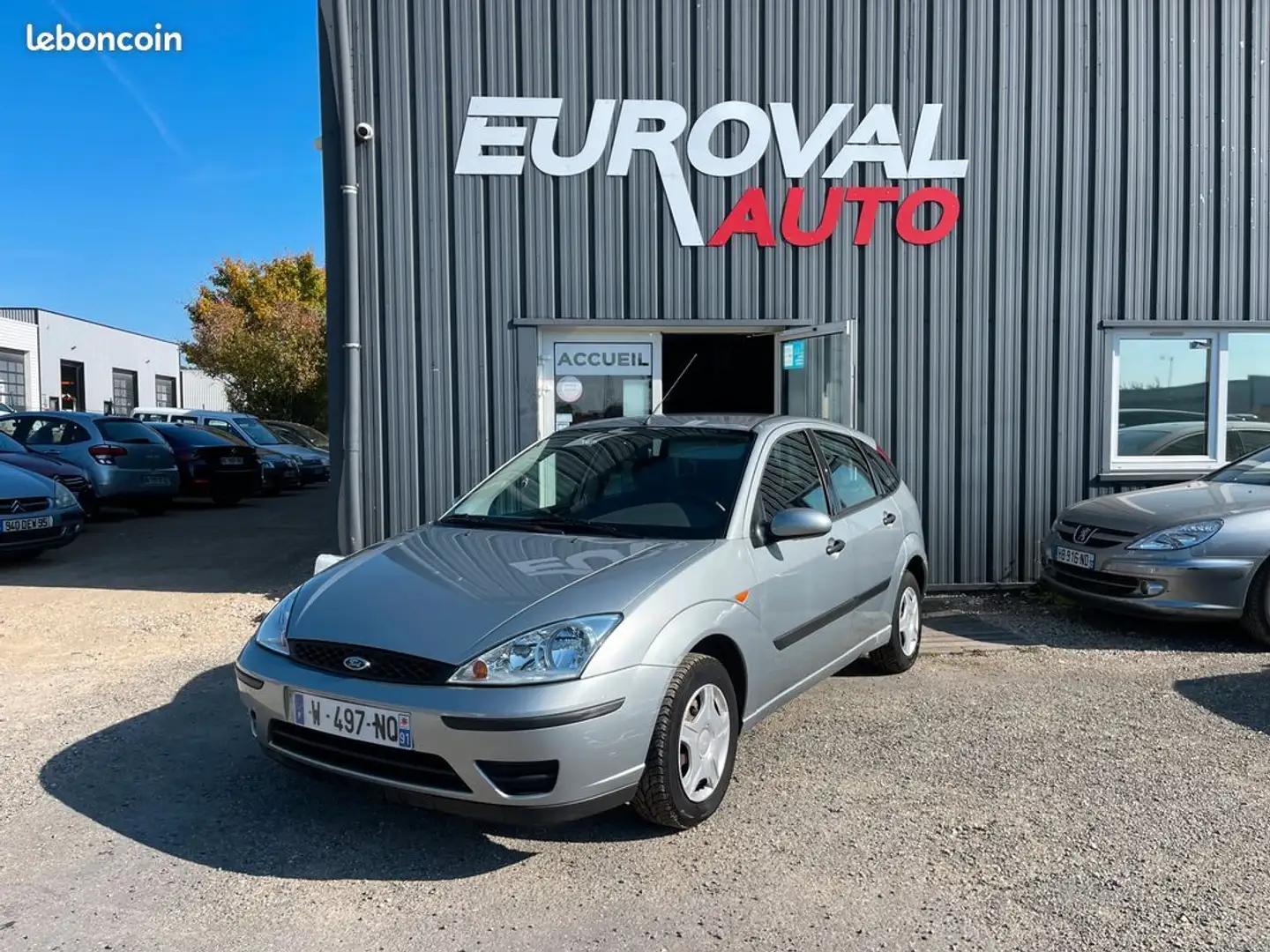 Ford Focus 1.4 75ch ambiente 5p Gris - 1