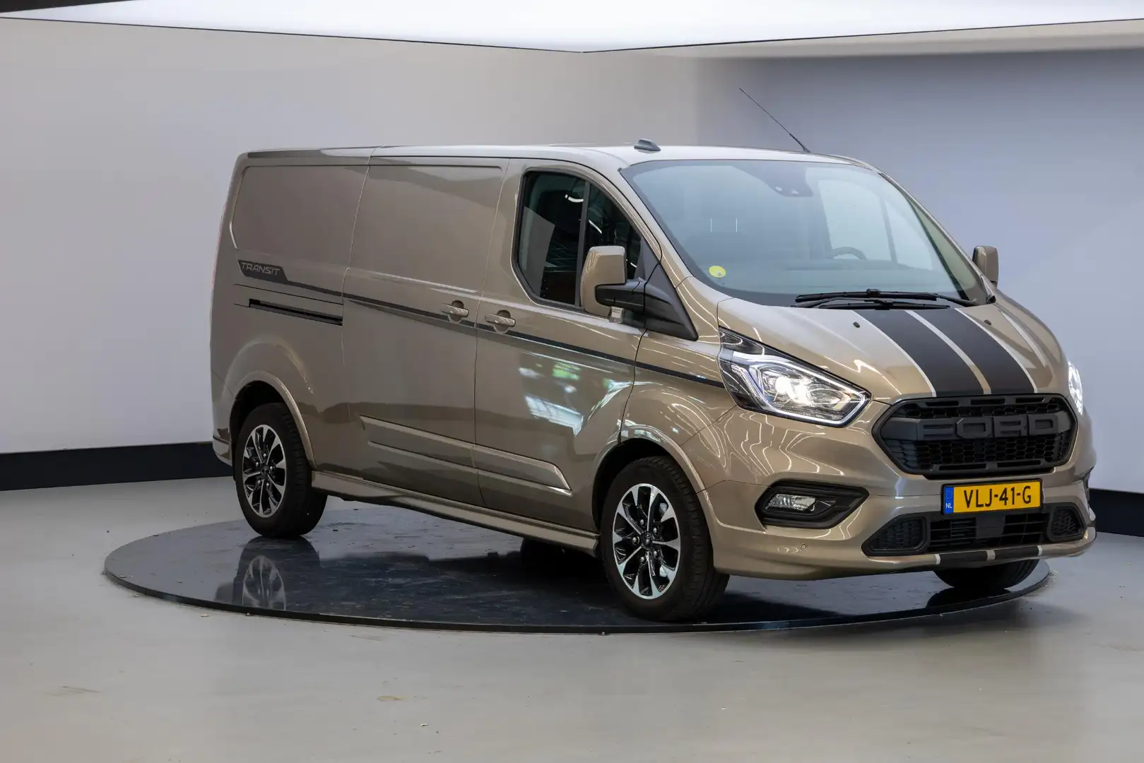 Ford Transit Custom 320 2.0 TDCI L2H1 Sport Zeer netjes - 1