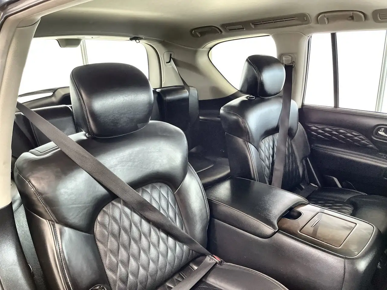 Infiniti QX80 fotografie Infiniti QX80
