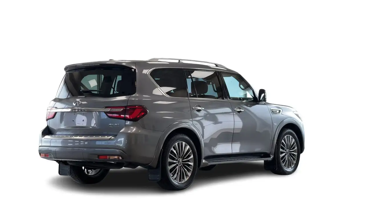Infiniti QX80 fotografie Infiniti QX80