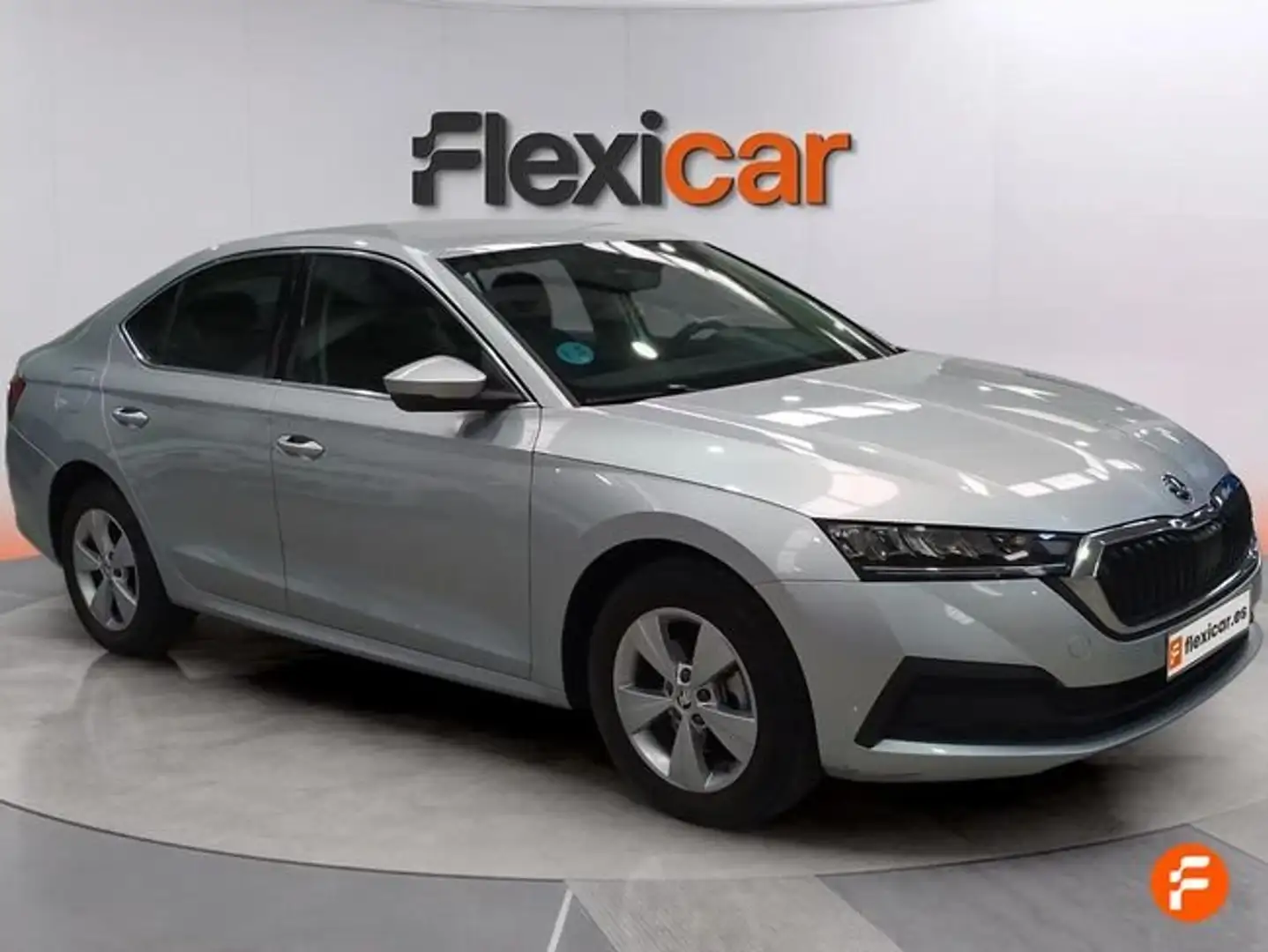 Skoda Octavia 2.0TDI Ambition DSG 85kW Gris - 2