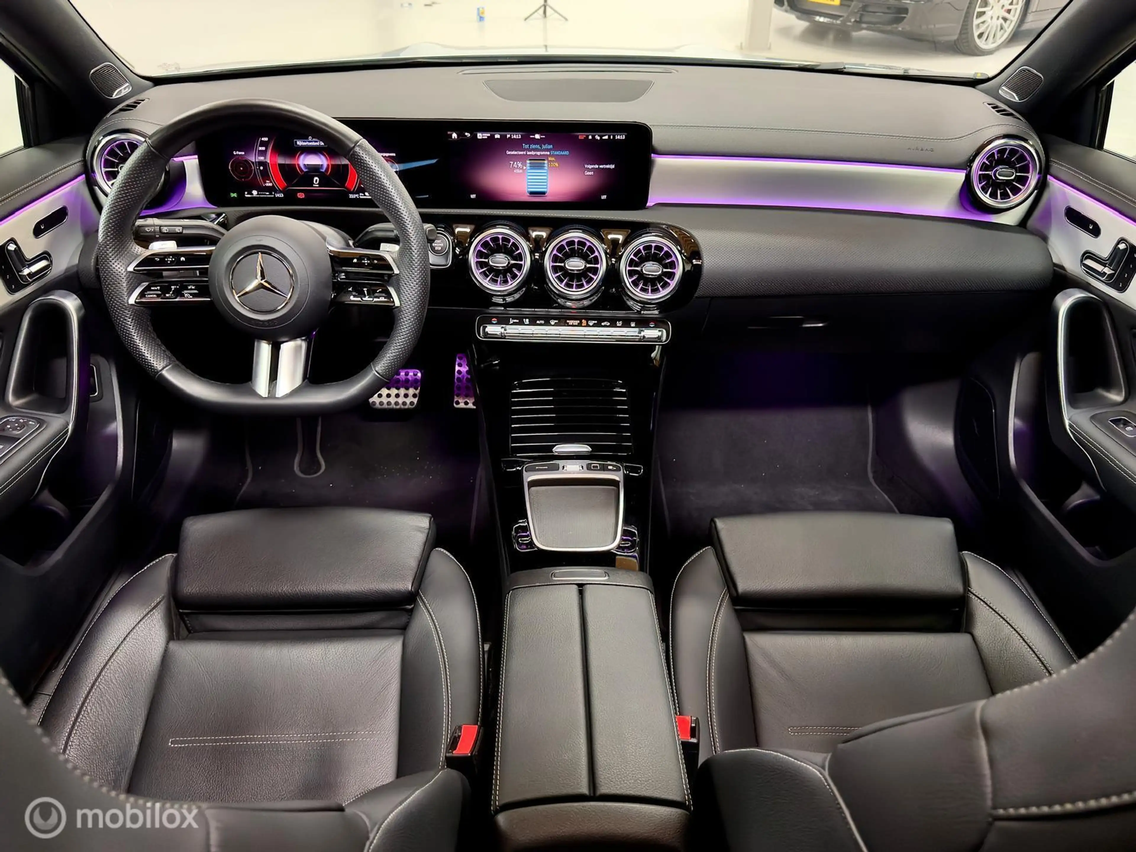 Mercedes-Benz A 250 250e AMG | Pano | Burmester | Memory | Beam | 360 — photo 9