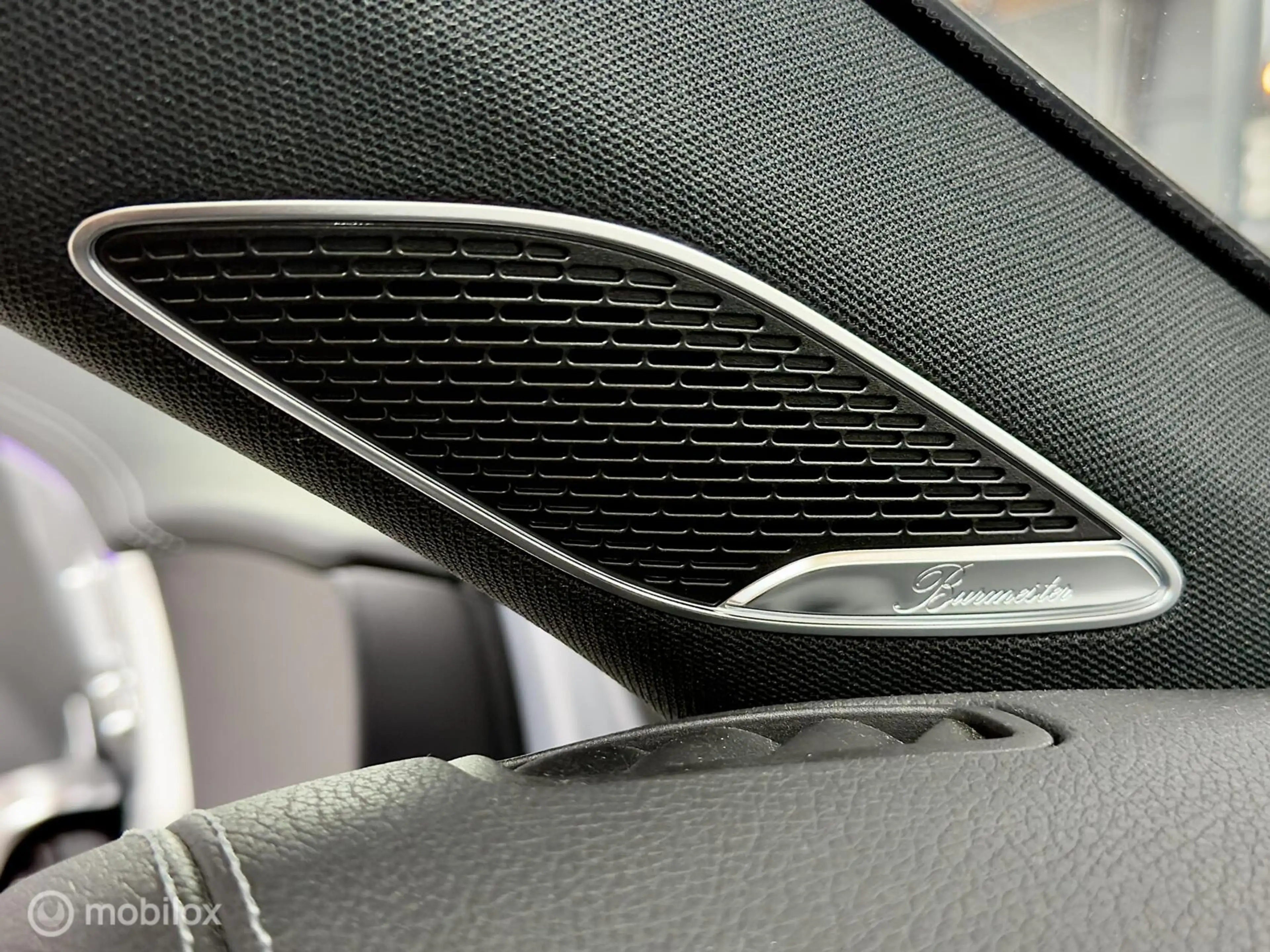 Mercedes-Benz A 250 250e AMG | Pano | Burmester | Memory | Beam | 360 — photo 11