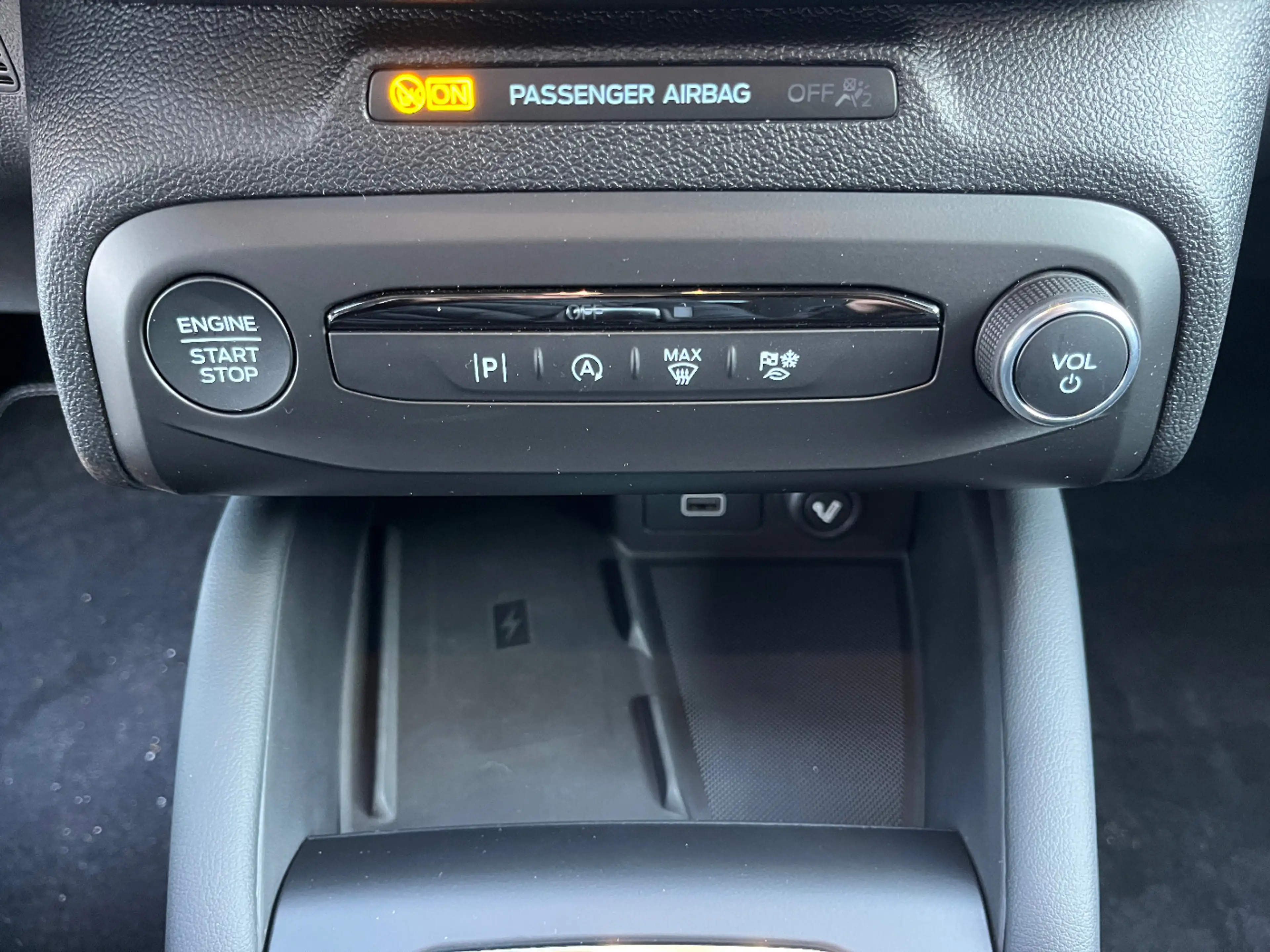 Ford Focus Titanium X LED+Kamera+Navi+Winterpaket — photo 12