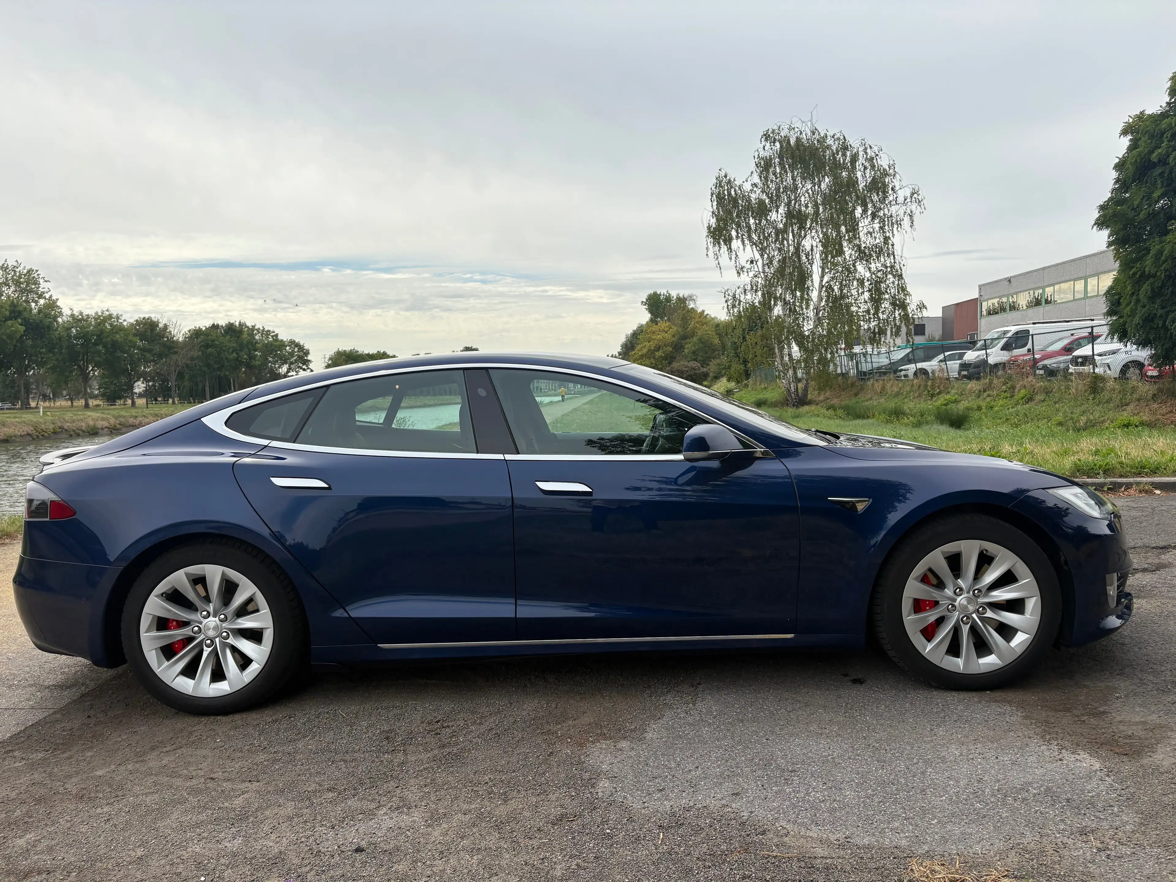 Tesla Model S Model S 90 kWh Performance Dual Motor — photo 3