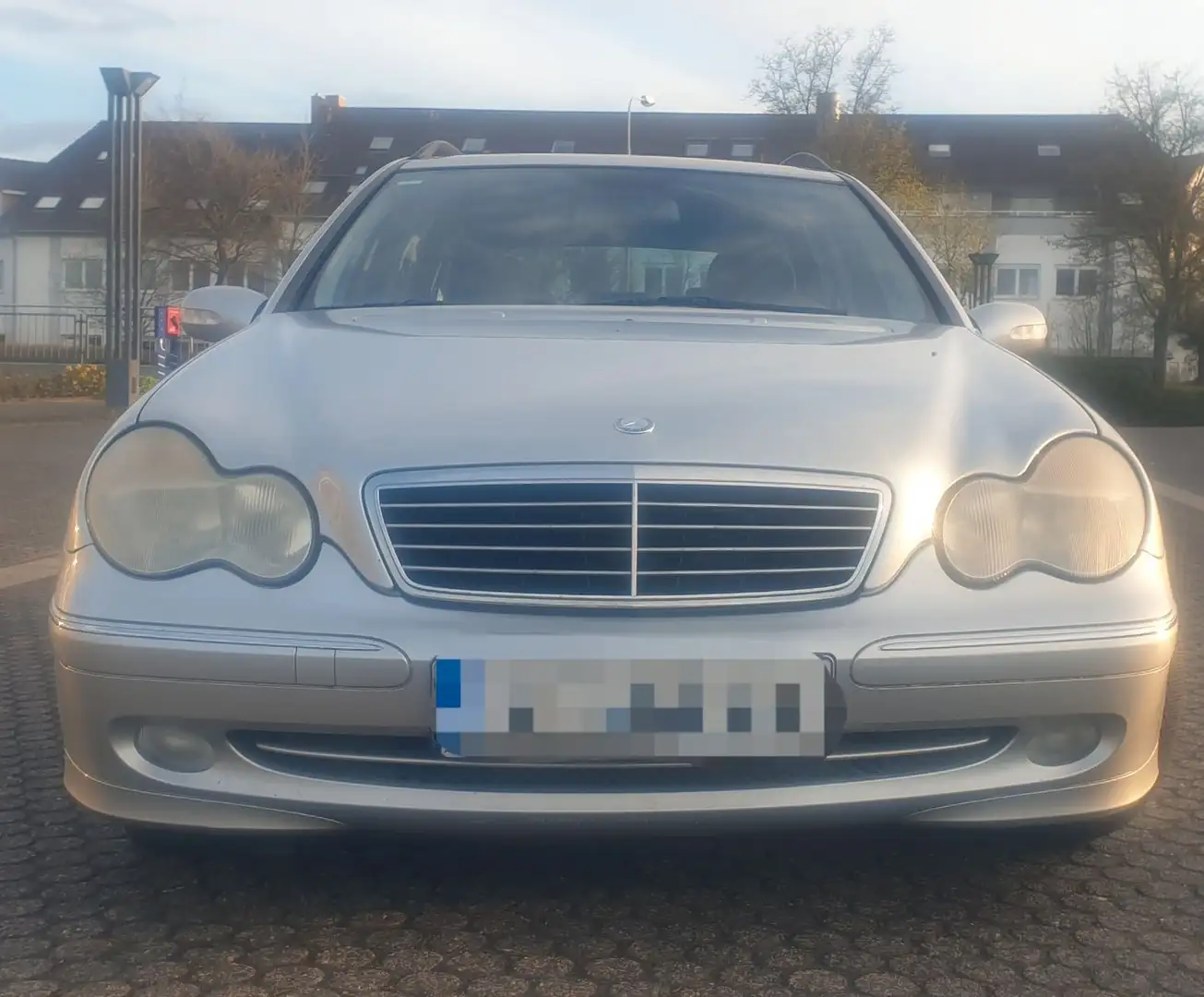 Mercedes-Benz C 200 KOMPRESSOR T AVANTGARDE Silber - 2