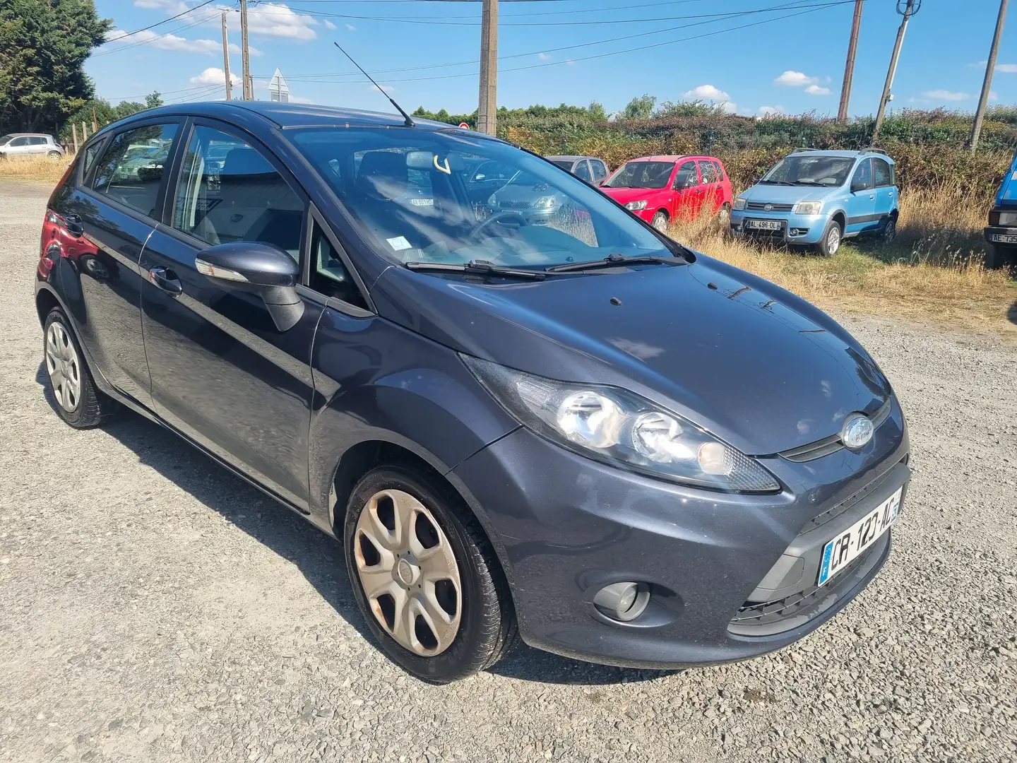 Ford Fiesta Fiesta 1.4 TDCi 68 Ambiente - 2