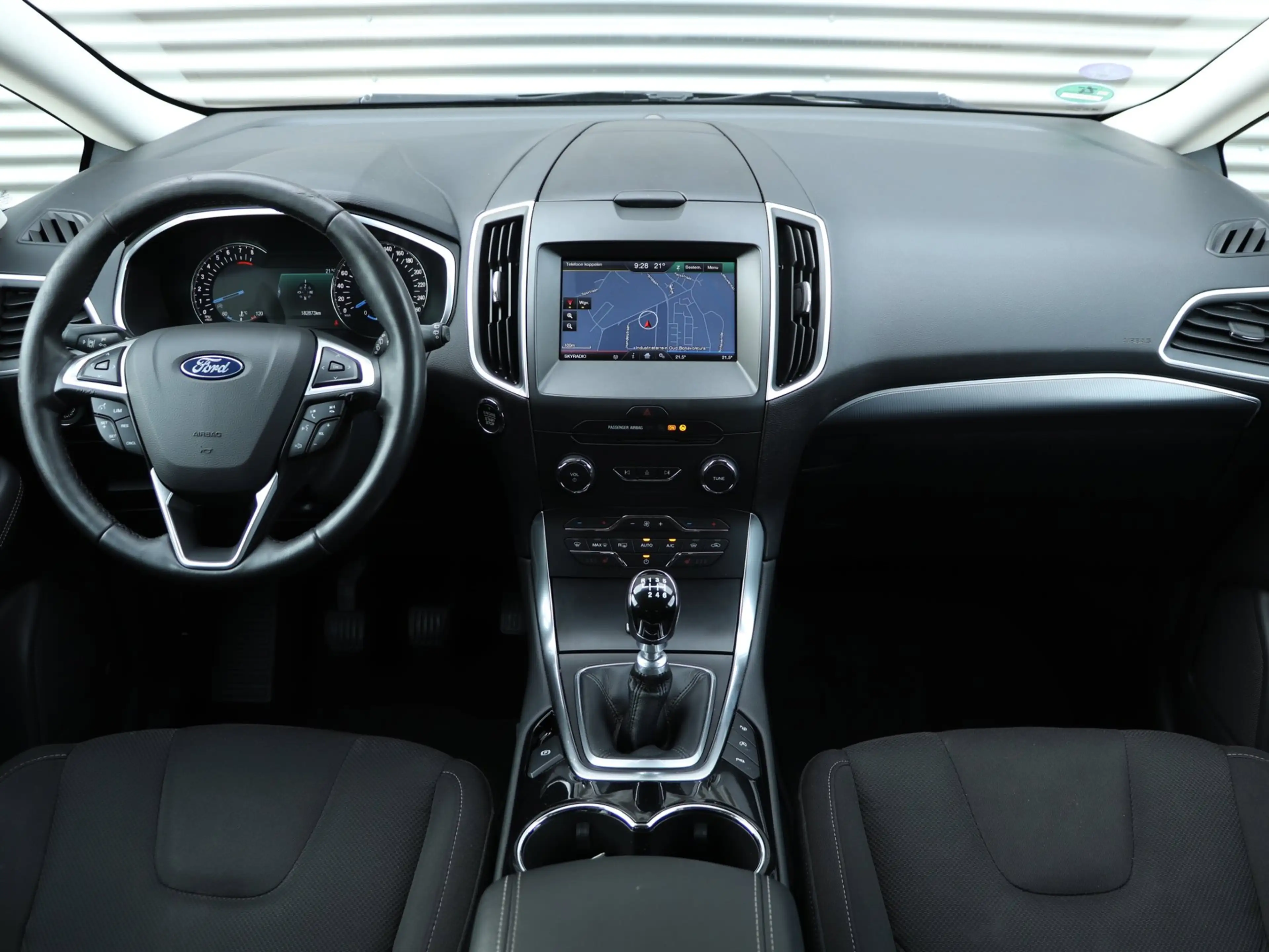Ford S-Max 1.5 EcoBoost Titanium 7 PERS. *Navigatie*Stoelverw — photo 3