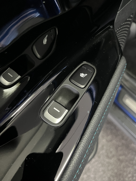 Kia e-Niro ExecutiveLine 64 kWh 1E EIGN/ECC/3 FASE/100%SOH/SC — photo 33