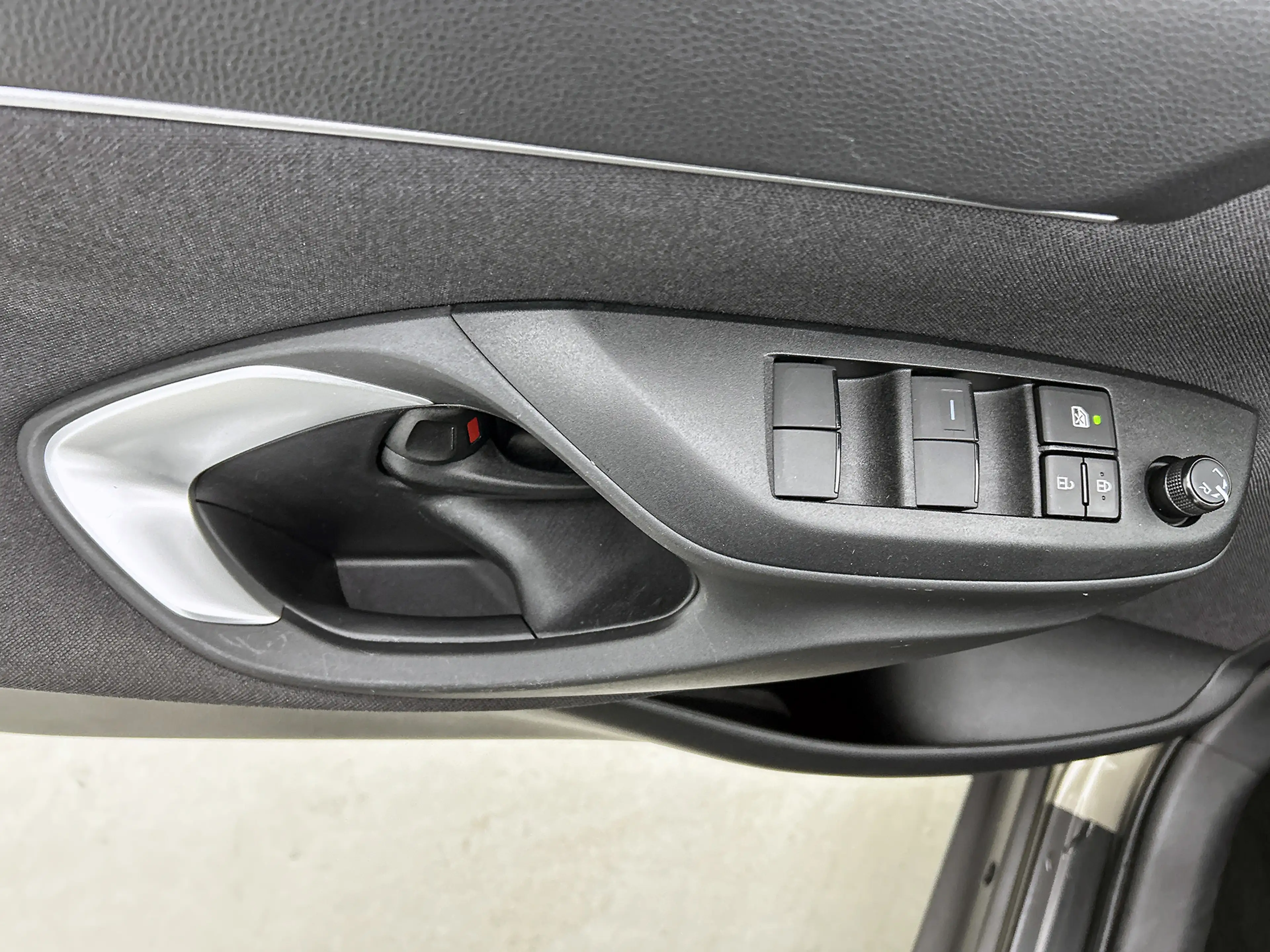 Toyota Yaris Cross 1.5 Hybrid 115 Active | BTW voertuig | Apple CarPl — photo 20