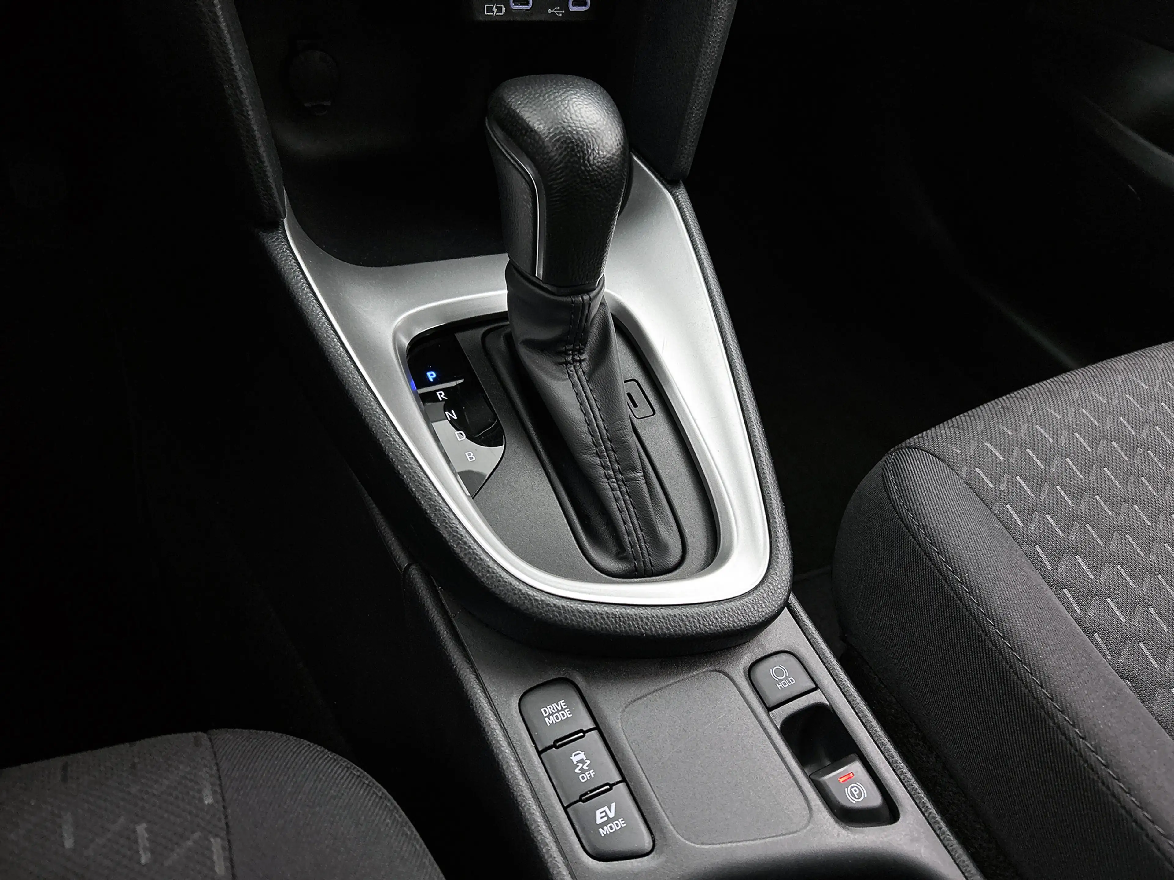 Toyota Yaris Cross 1.5 Hybrid 115 Active | BTW voertuig | Apple CarPl — photo 12