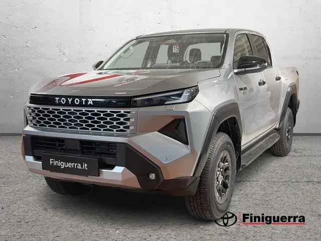 Toyota Hilux 2.8 DIESEL MILD HYBRID 48V  204 CV AUTOMATICO   ICON
