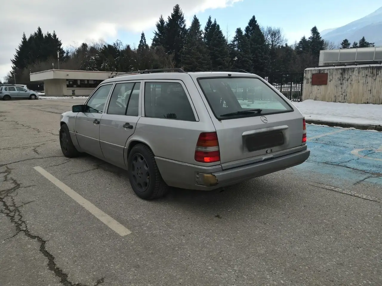 Mercedes-Benz E 320 S124 E320T Sportline, foto 3