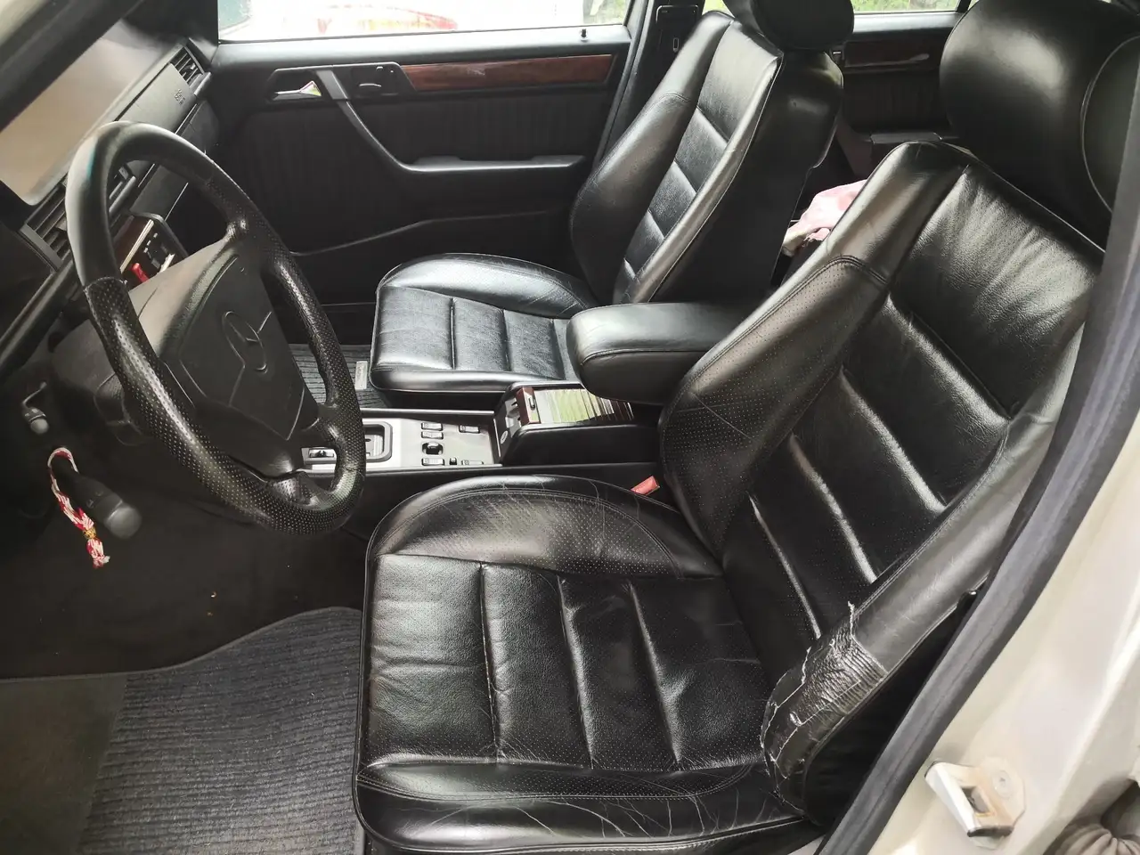 Mercedes-Benz E 320 S124 E320T Sportline, foto 12