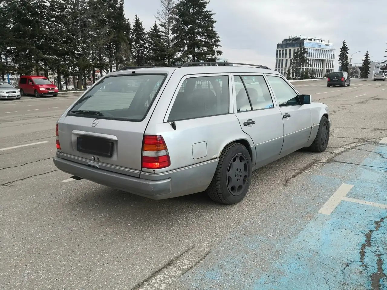 Mercedes-Benz E 320 S124 E320T Sportline, foto 4