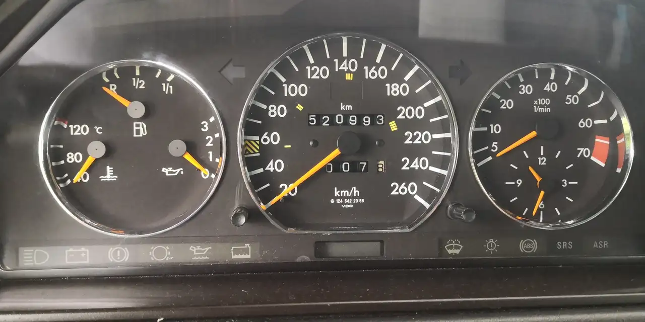 Mercedes-Benz E 320 S124 E320T Sportline, foto 7
