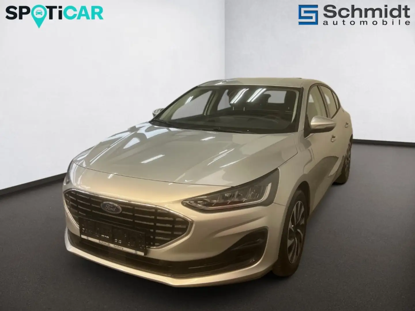 Ford Focus 1,0 EcoBoost Hybrid Titanium Silber - 1