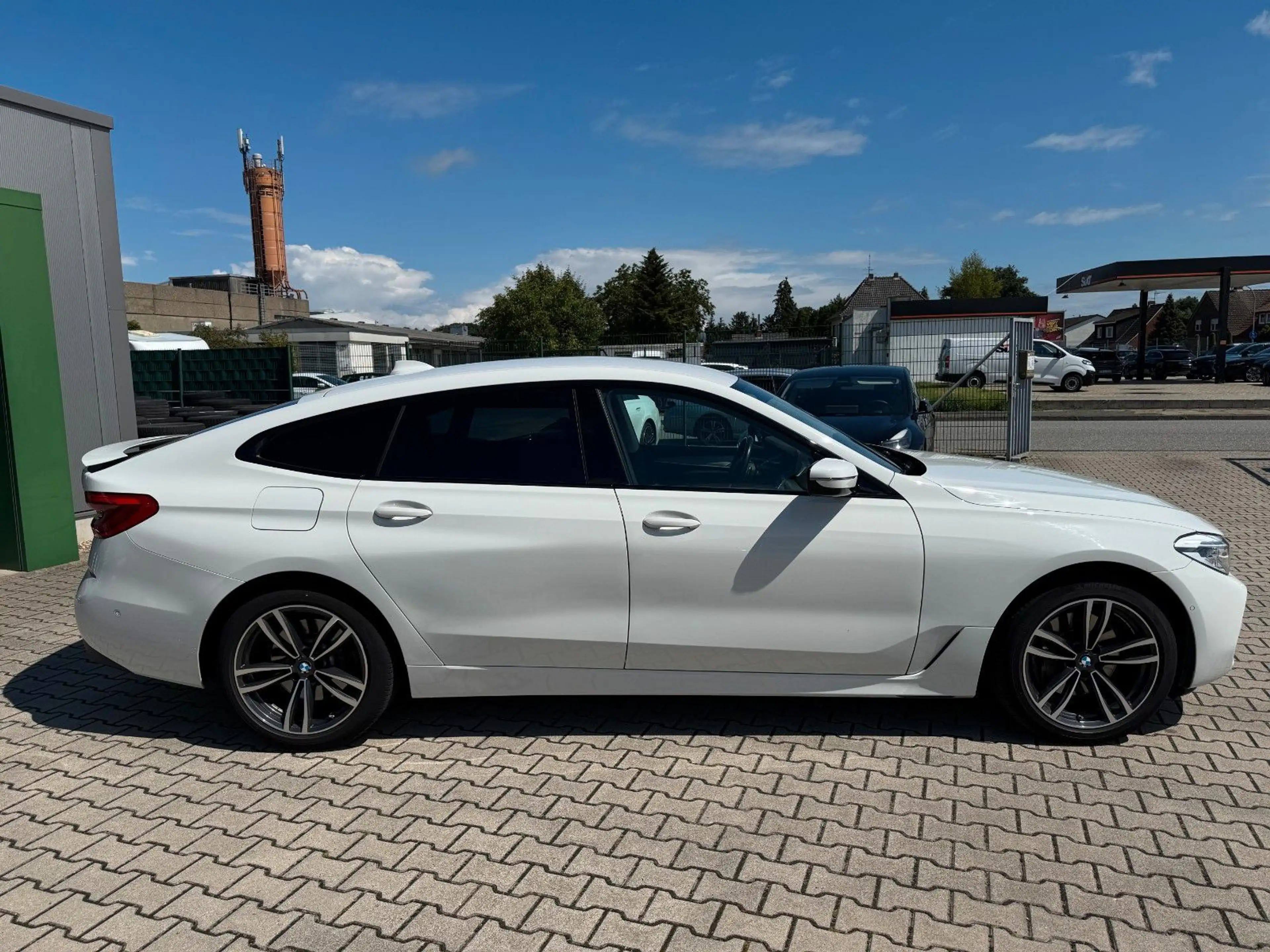 BMW 630 630d xDrive GT Sport Line*HeadUp*Kamera*AHK*Navi — photo 8