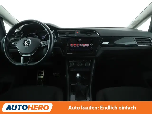 Volkswagen Touran view 12