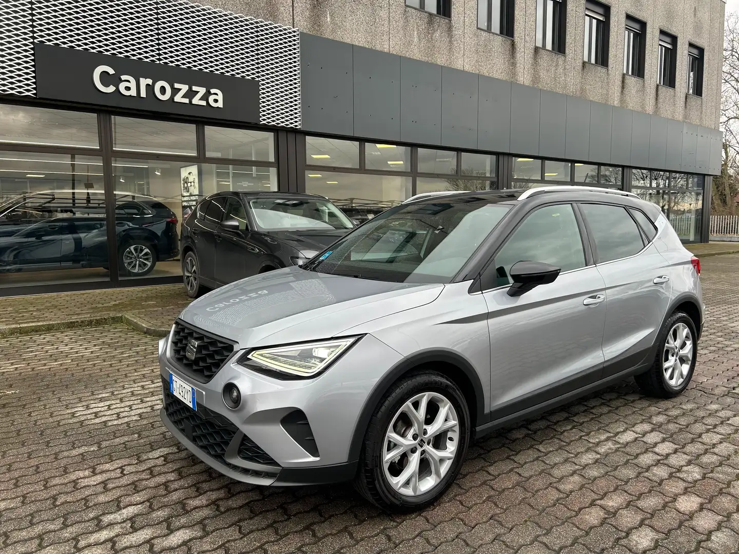 SEAT Arona Arona 1.0 ecotsi FR 95cv Argento - 1