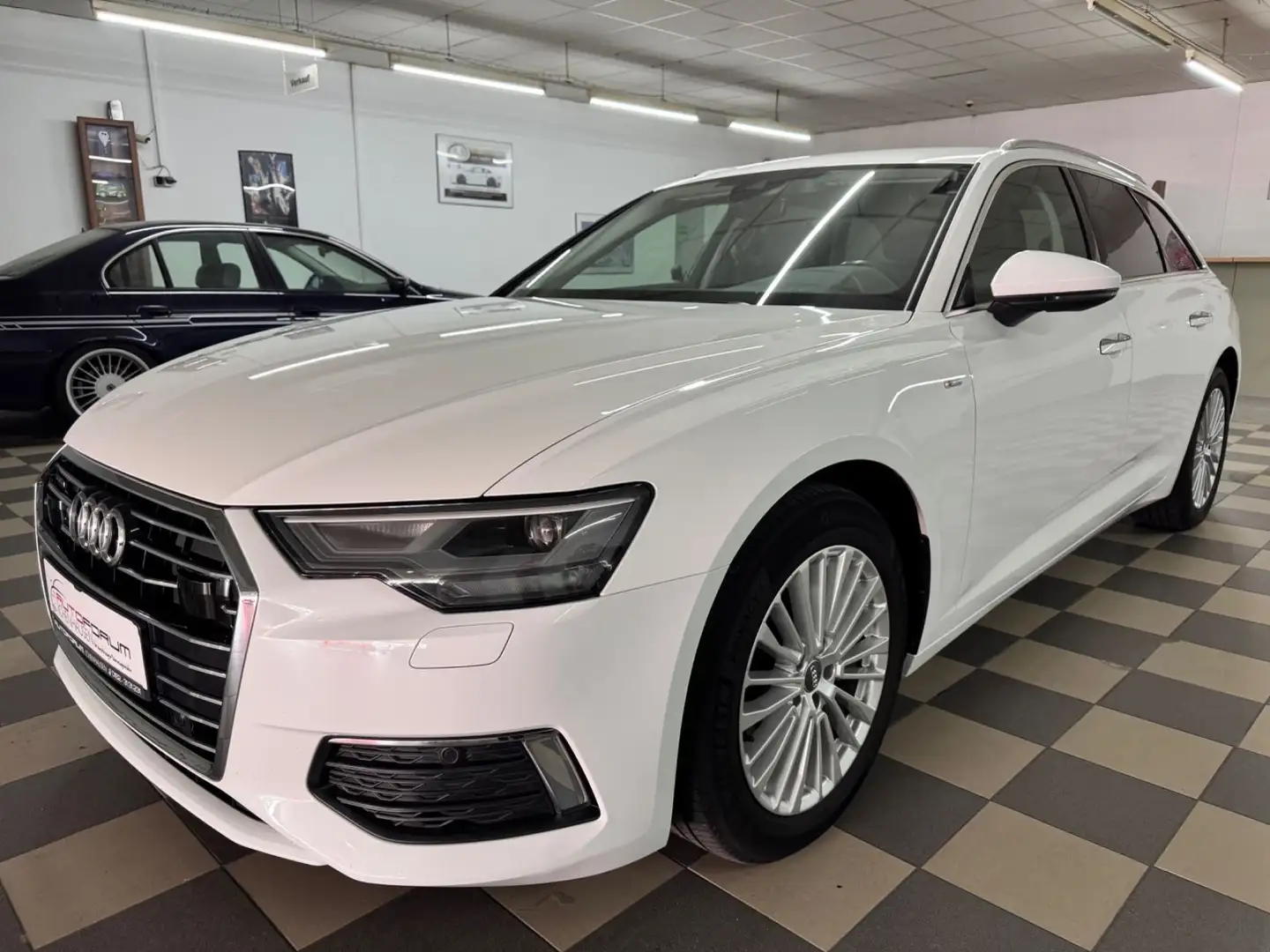 Audi A6 Avant 40 TDI quattro*Ahk-ACC-Side-Spur* Weiß - 2