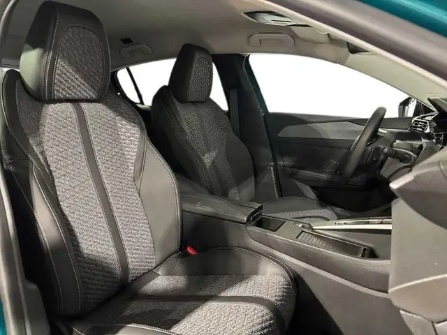 Peugeot 308 view 16