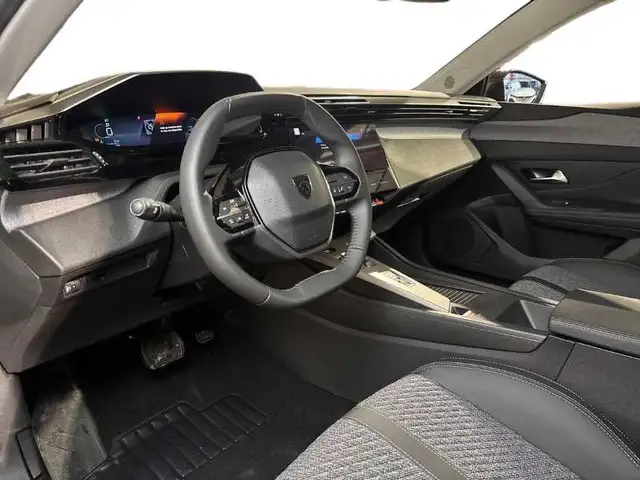 Peugeot 308 view 11