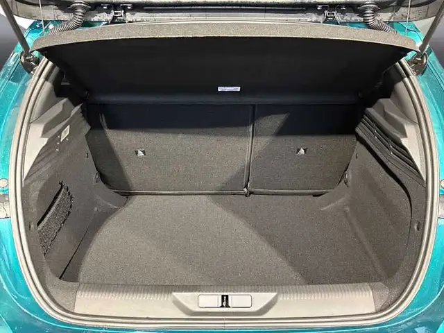Peugeot 308 view 7