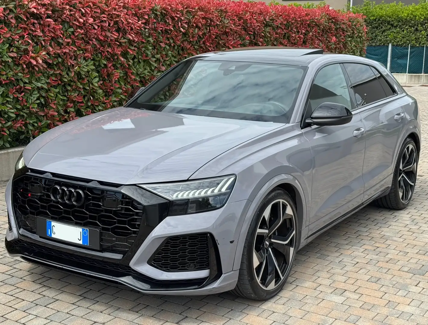 Audi RS Q8 4.0 mhev quattro tiptronic Gris - 1