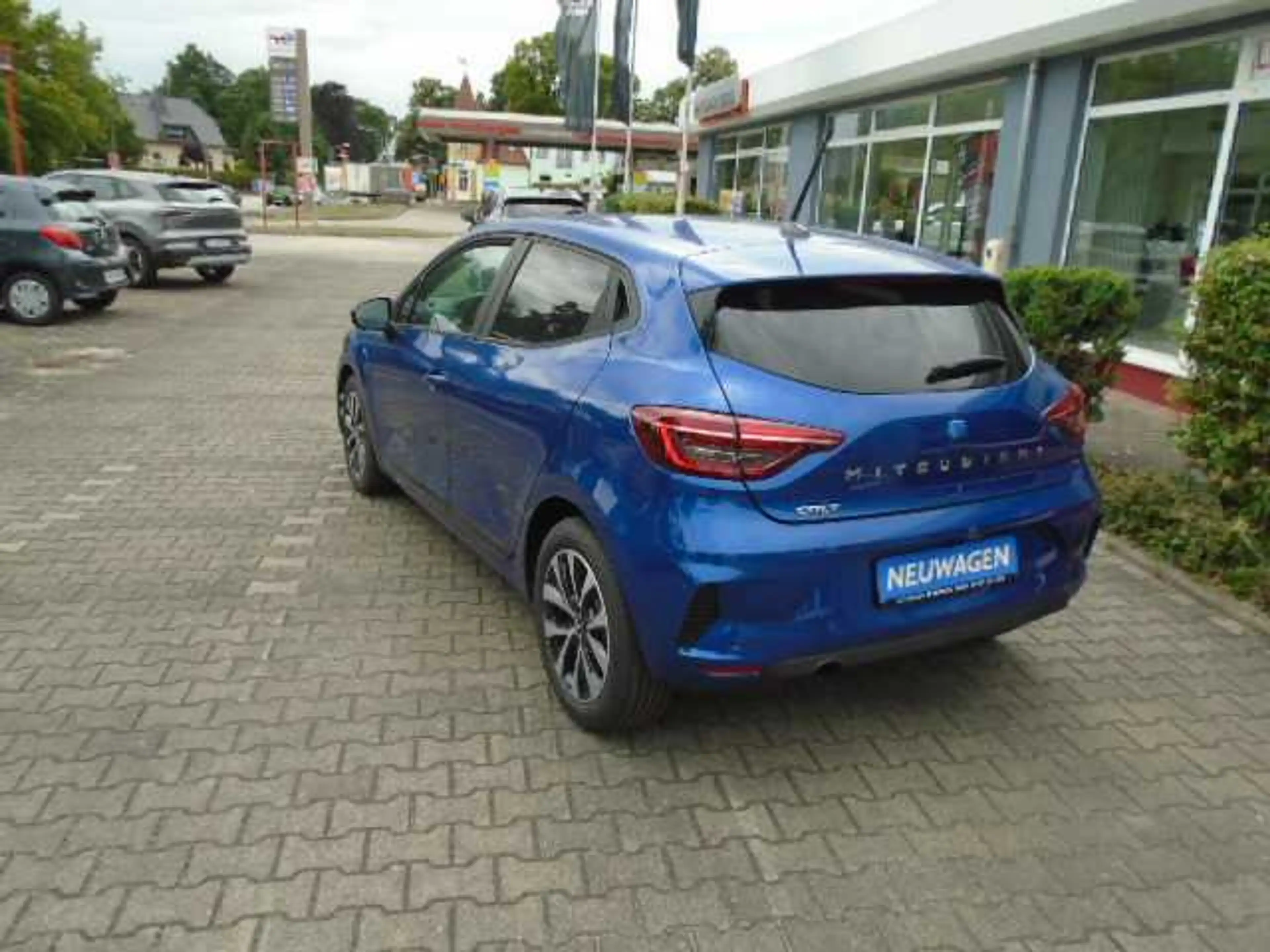 Mitsubishi Colt PLUS 1.0 T-Benziner 6-Gang — photo 3