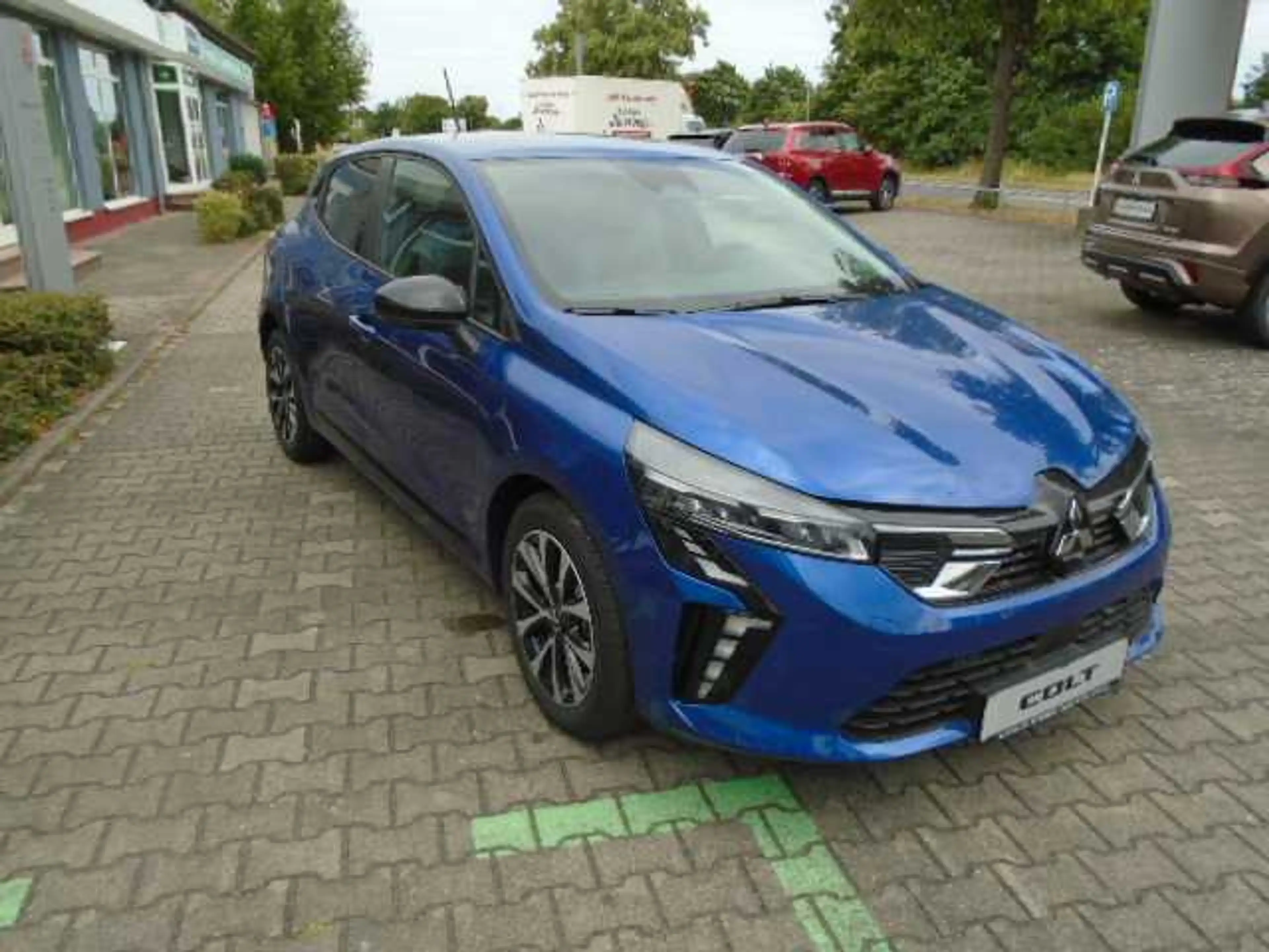 Mitsubishi Colt PLUS 1.0 T-Benziner 6-Gang — photo 2