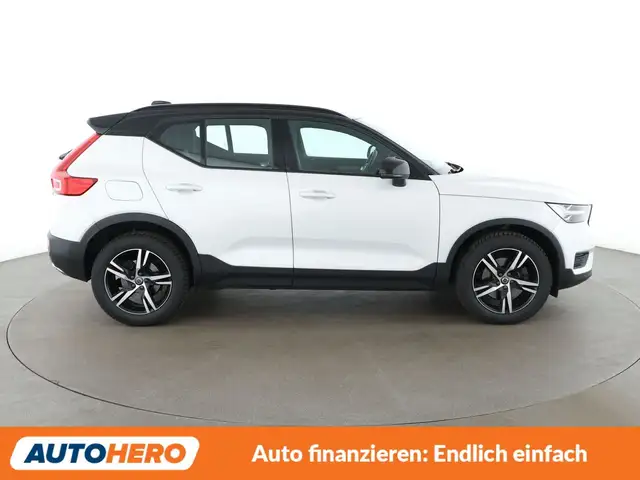 Volvo XC40 view 7
