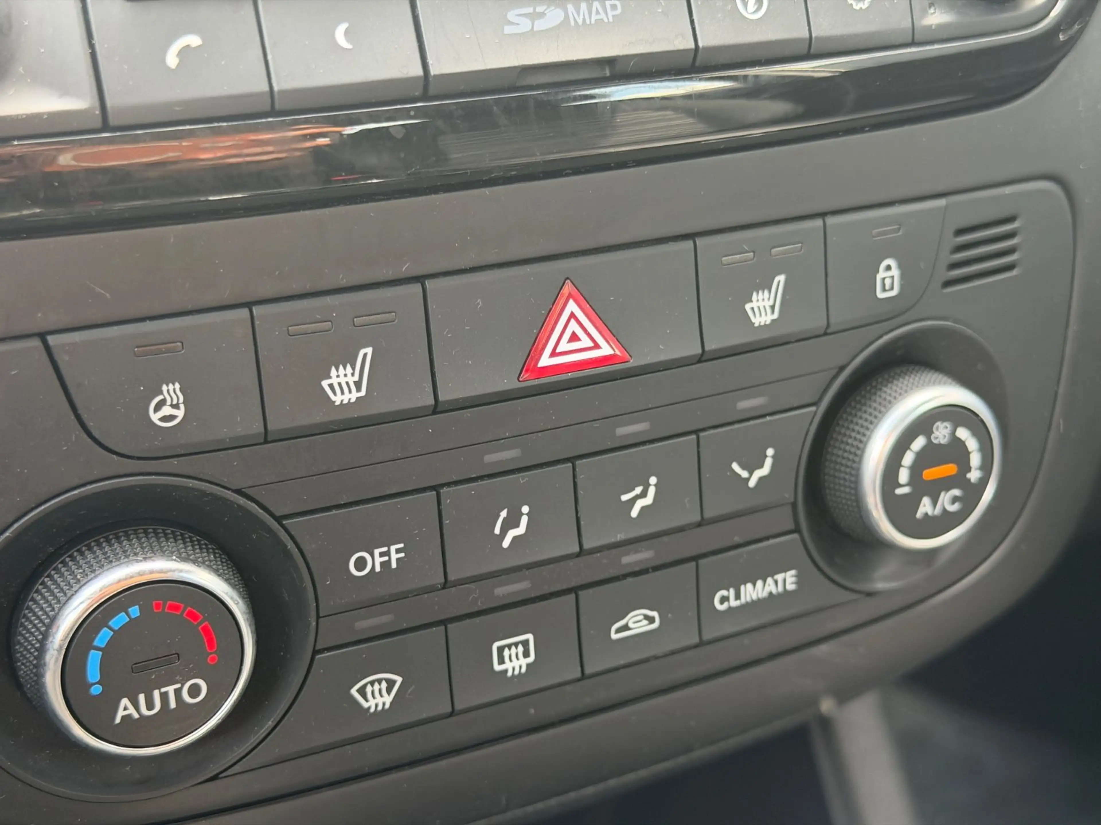 Kia Venga Spirit Navi Leder Kamera Automatik — photo 17