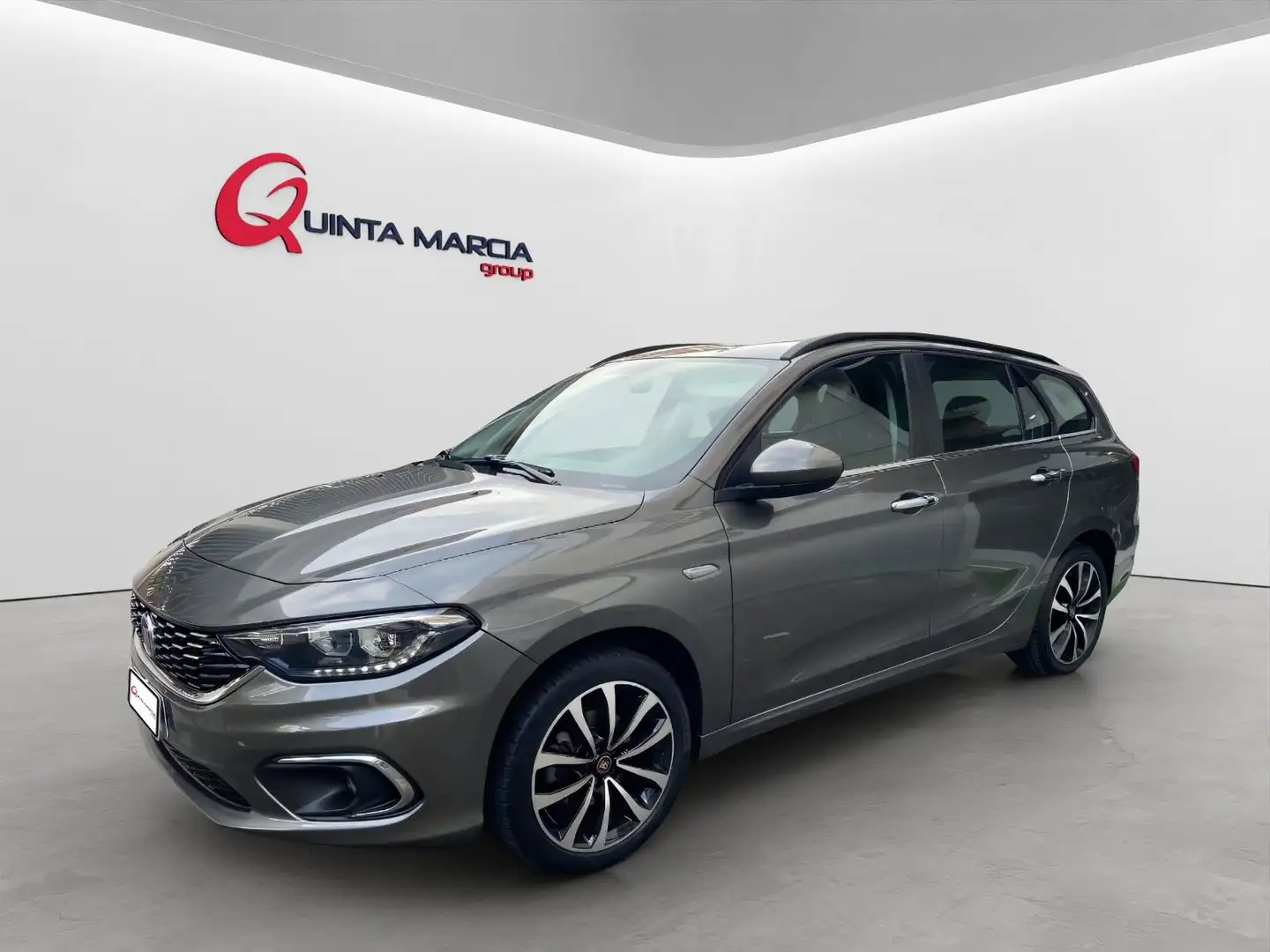 Fiat Tipo SW 1.6 Mjet LOUNGE-AUTOMATICA Grau - 1