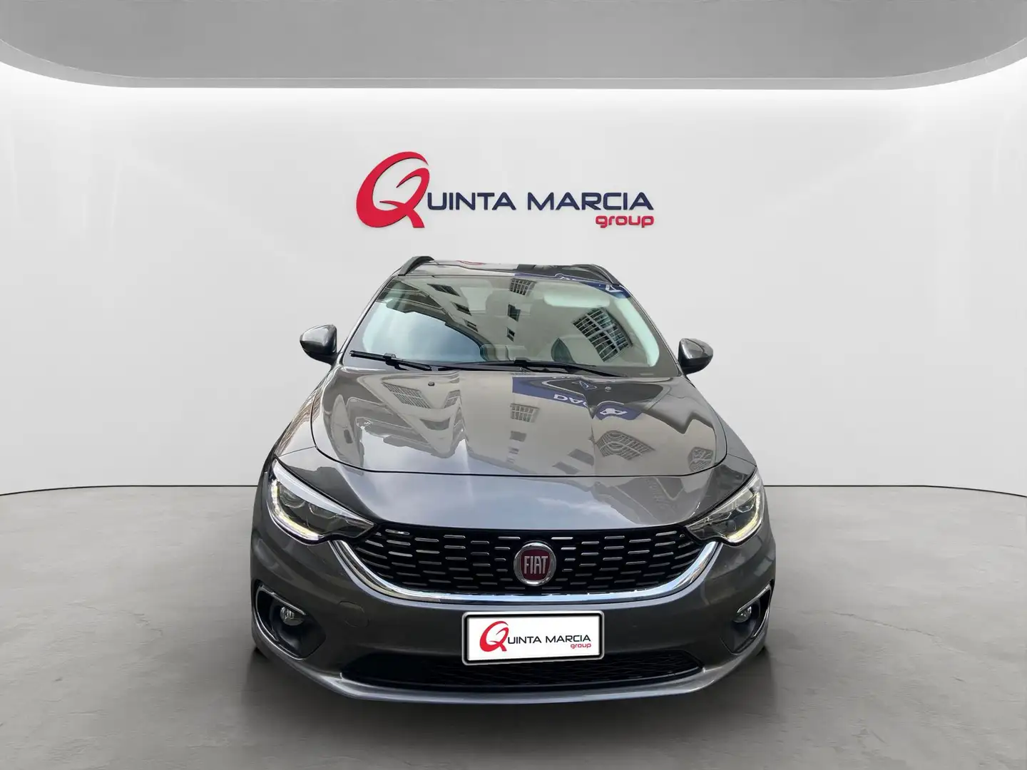 Fiat Tipo SW 1.6 Mjet LOUNGE-AUTOMATICA Grau - 2