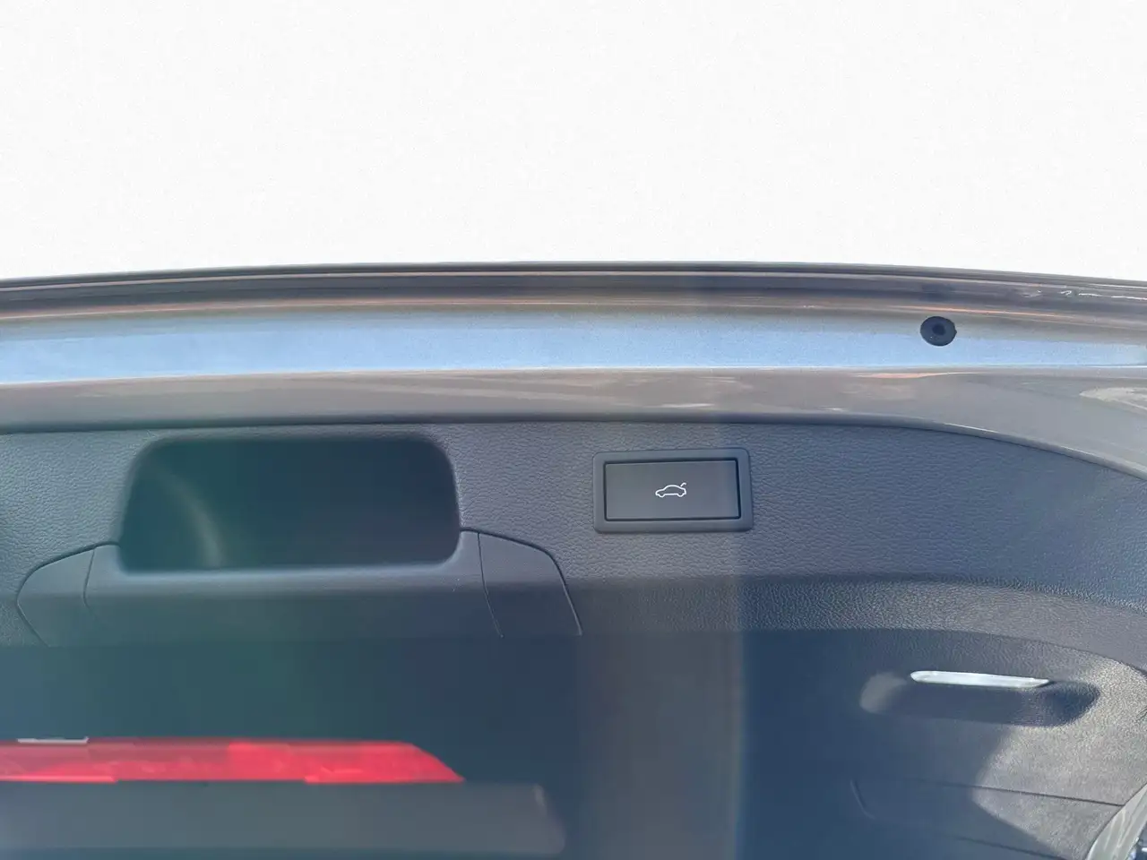 Volkswagen Passat Variant 1.5 TSI eHybrid R-Line AHK PANO 15