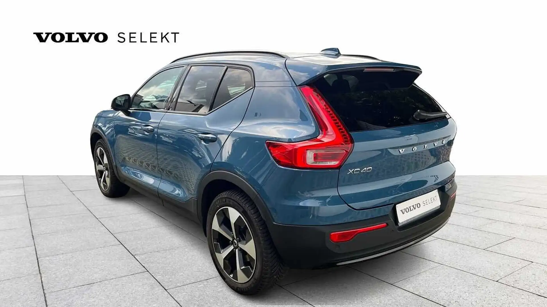 Volvo XC40 Plus Dark, T2 Geartronic Blu/Azzurro - 2