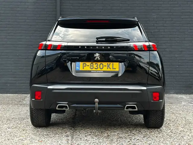 Peugeot 2008 view 6