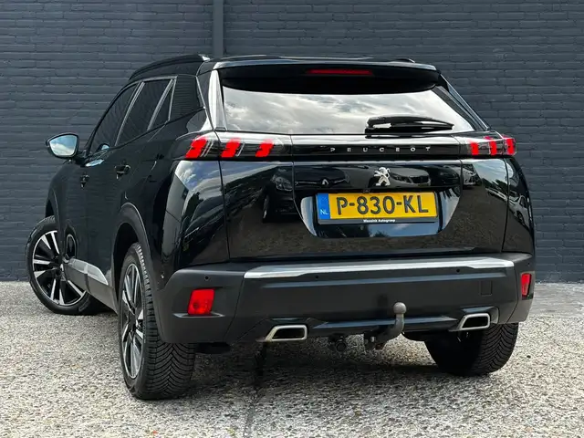 Peugeot 2008 view 5