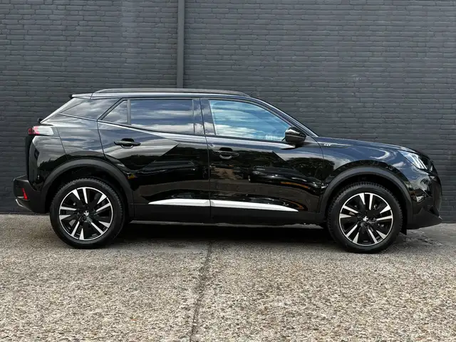 Peugeot 2008 view 8