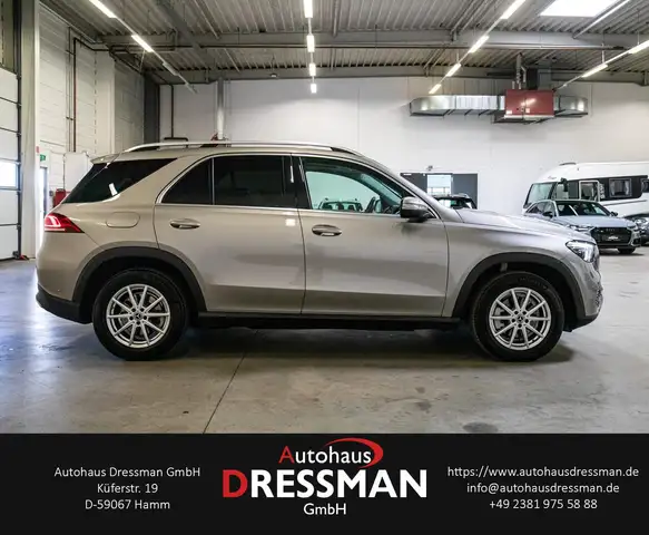 Mercedes-Benz Gle view 4
