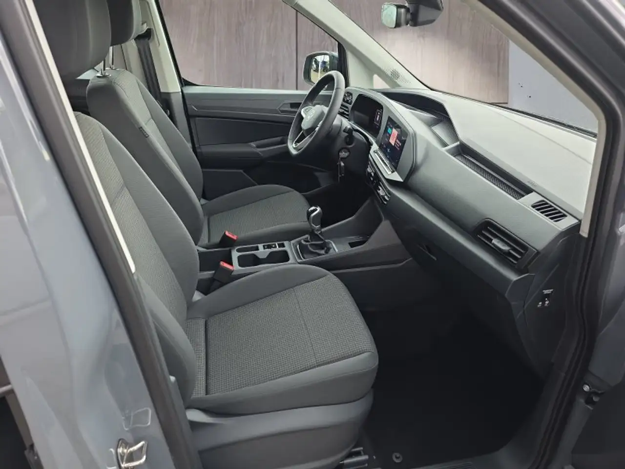 Volkswagen Caddy 1,5TSI 116PS 4*J.Gar/ACC/App Connect ** 16