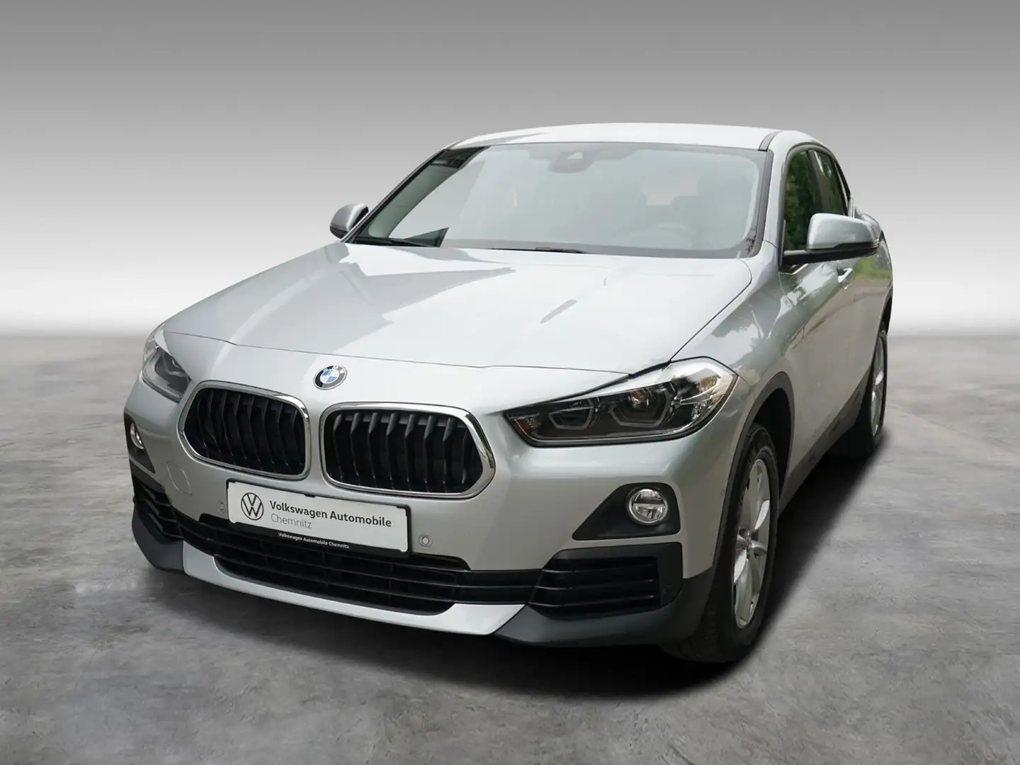 BMW X2 sDrive18d Advantage Head-up LED Sitzheizung Silber - 2
