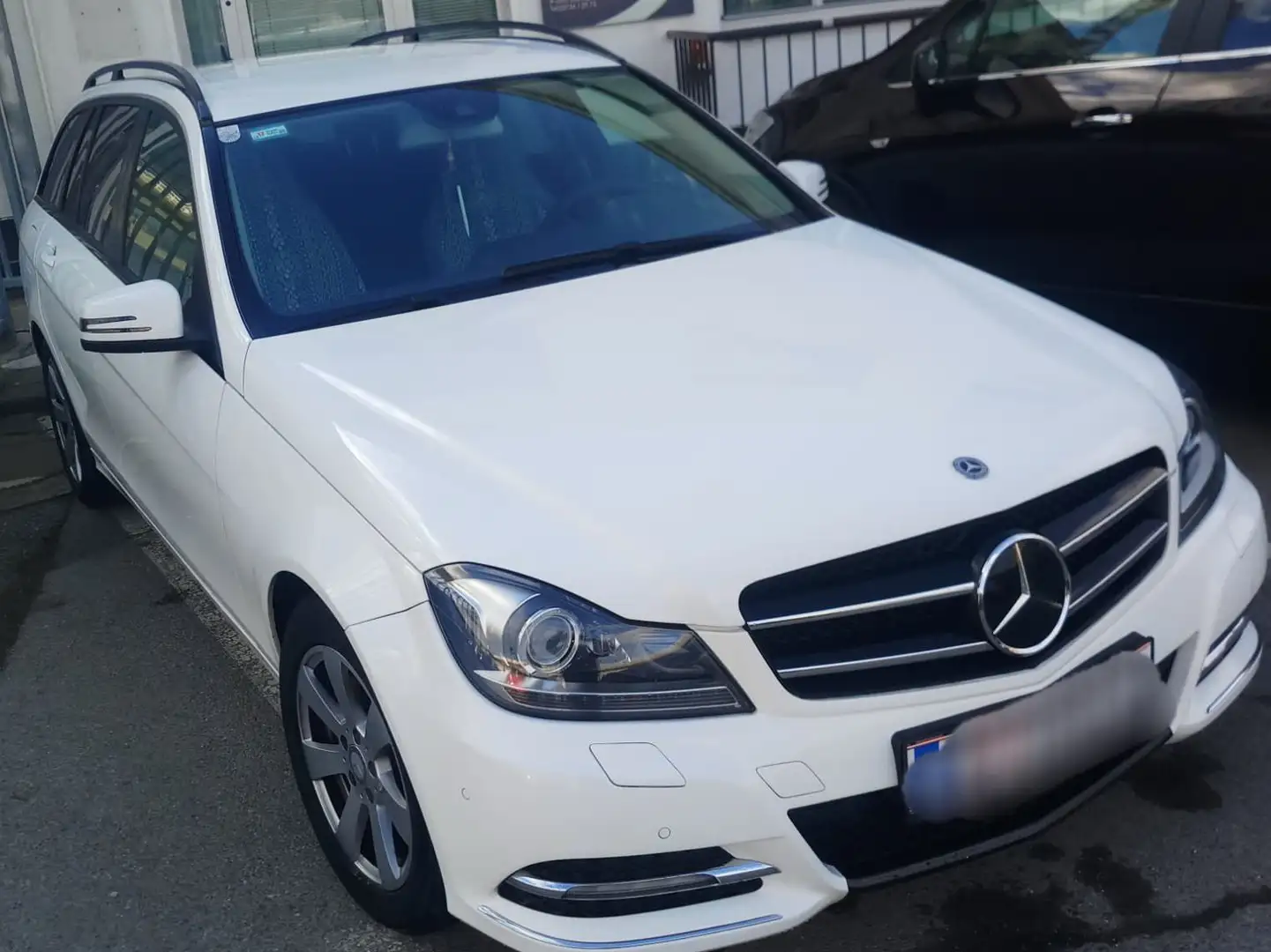 Mercedes-Benz C 180 2.2 CDİ Weiß - 1