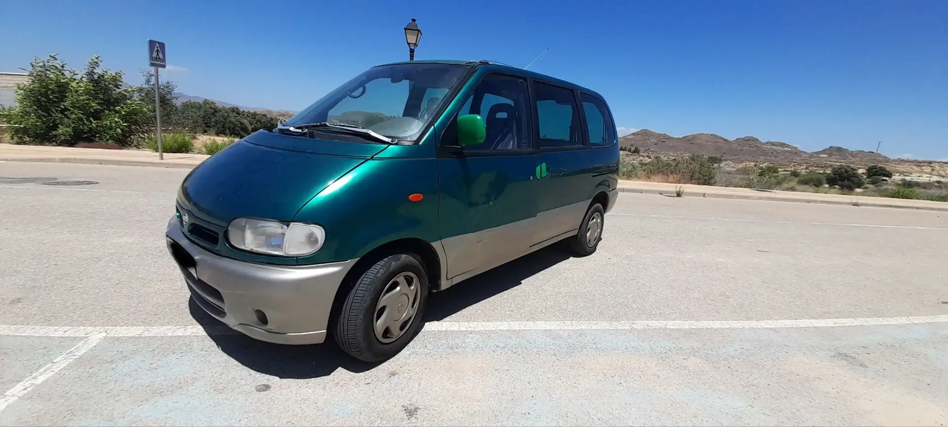 Nissan Serena 2.3D LX 8pl. - 1