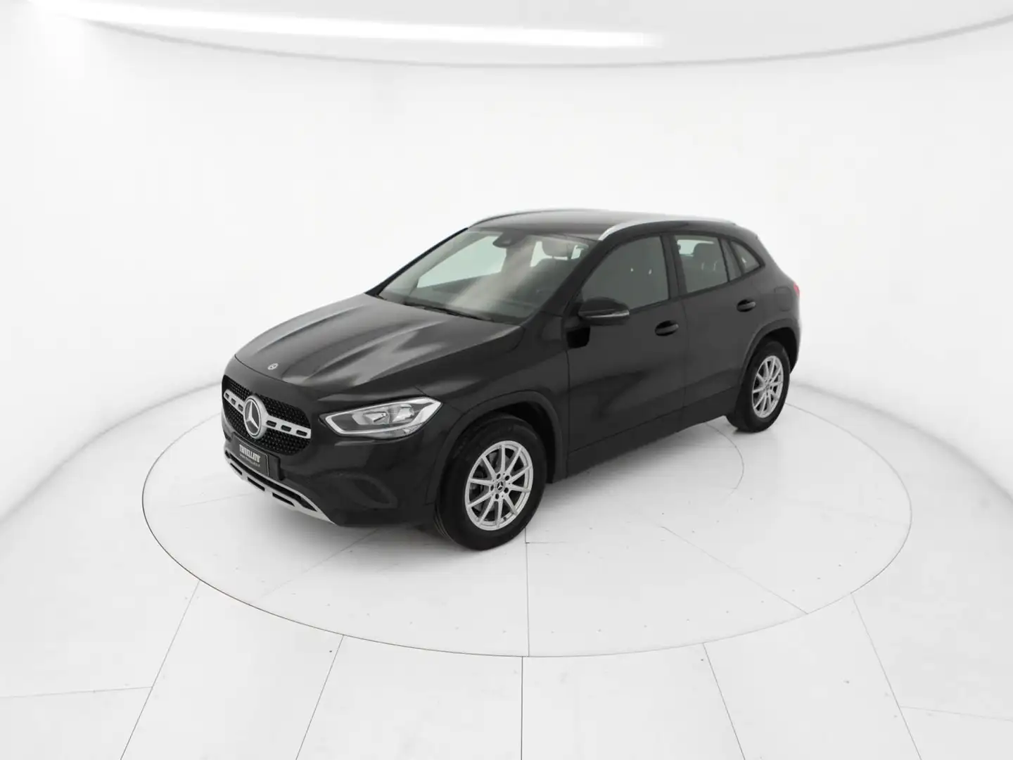 Mercedes-Benz GLA 200 200 d business auto Nero - 2