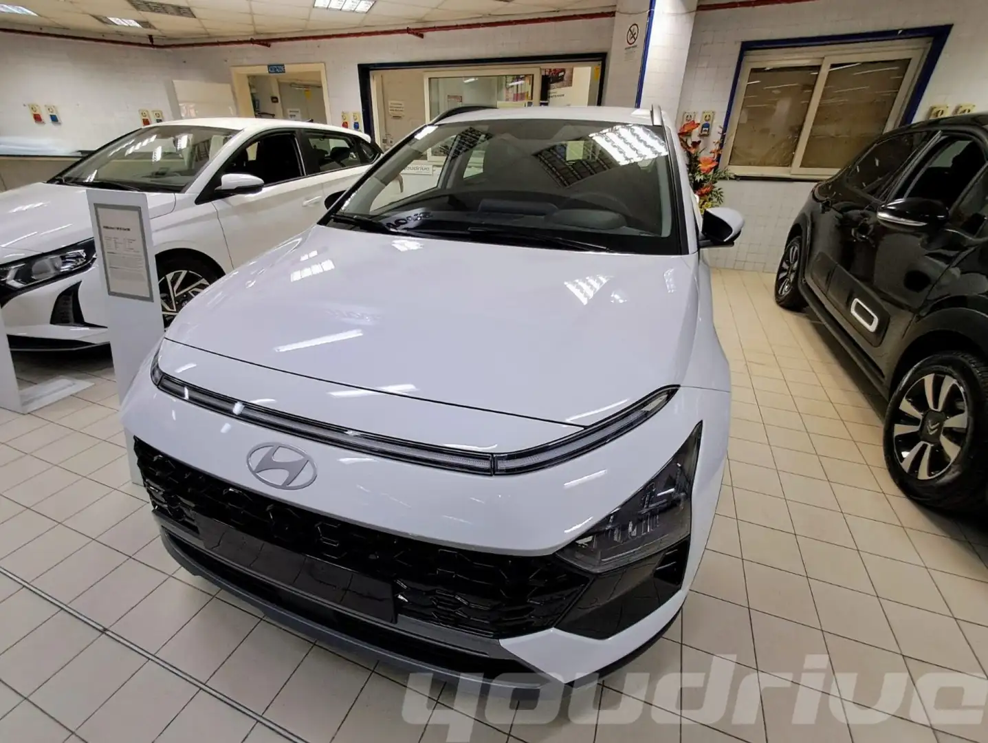 Hyundai BAYON 1.2 MPI MT XLine KM0 Blanc - 2