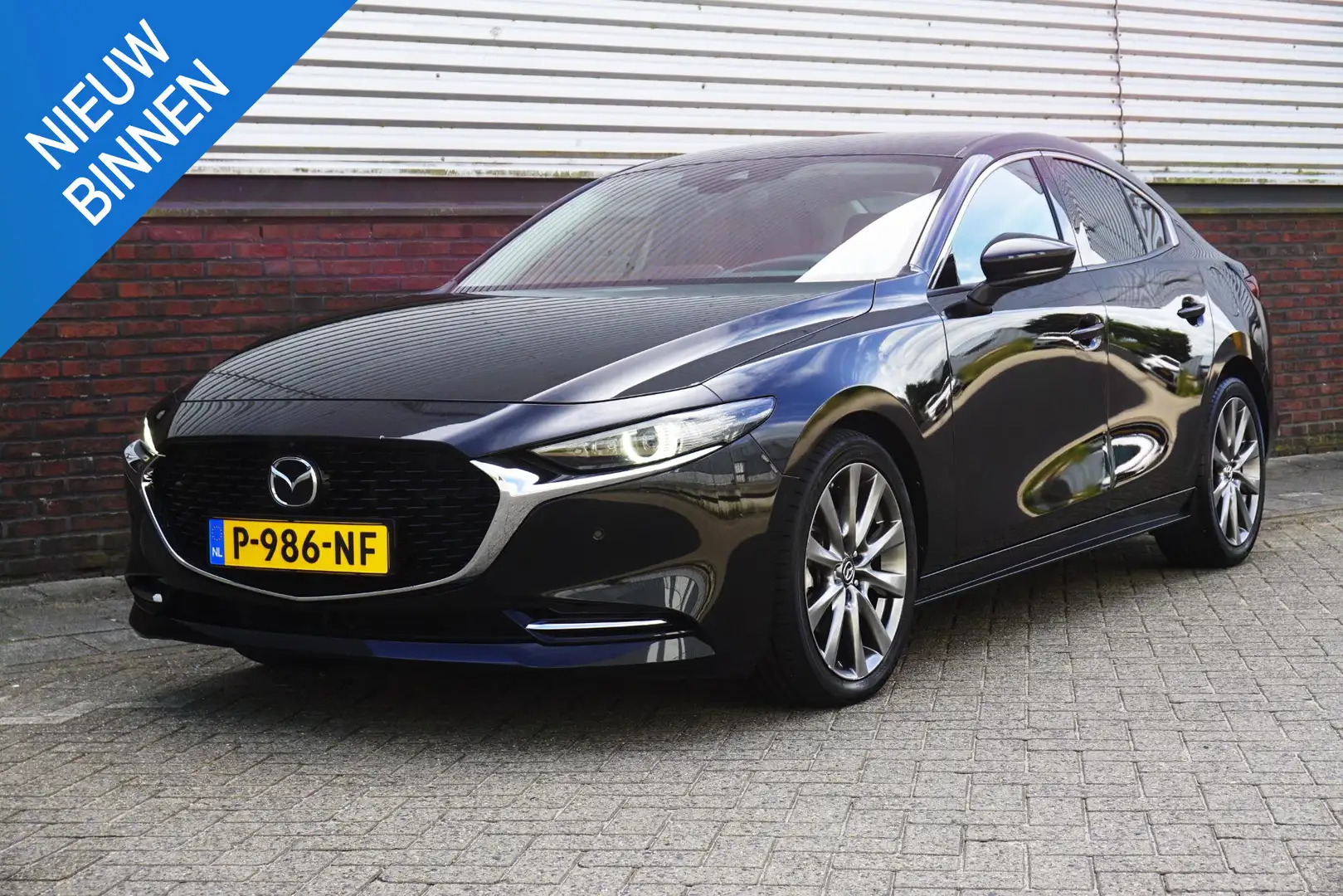 Mazda 3 2.0 e-SkyActiv-X M Hybrid 186PK Luxury/Leer/18Inch Zwart - 1