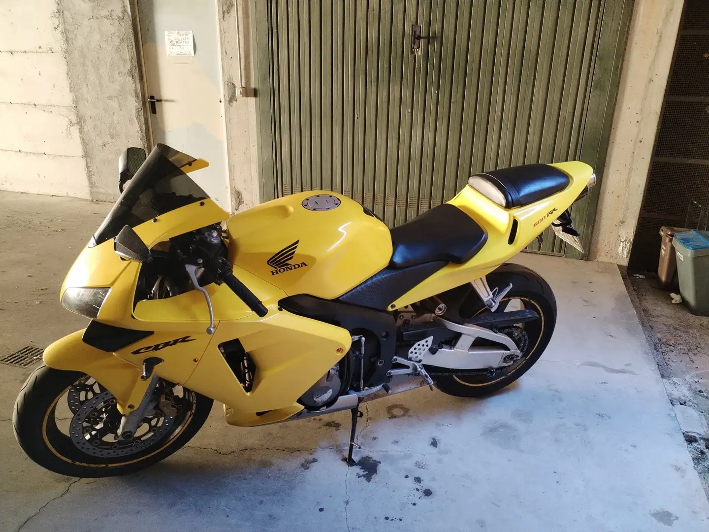 Honda CBR 600 cbr600rr Желтый - 2
